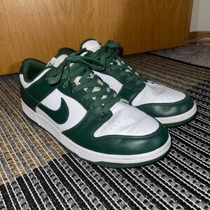 Nike Dunk Low “Michigan State”